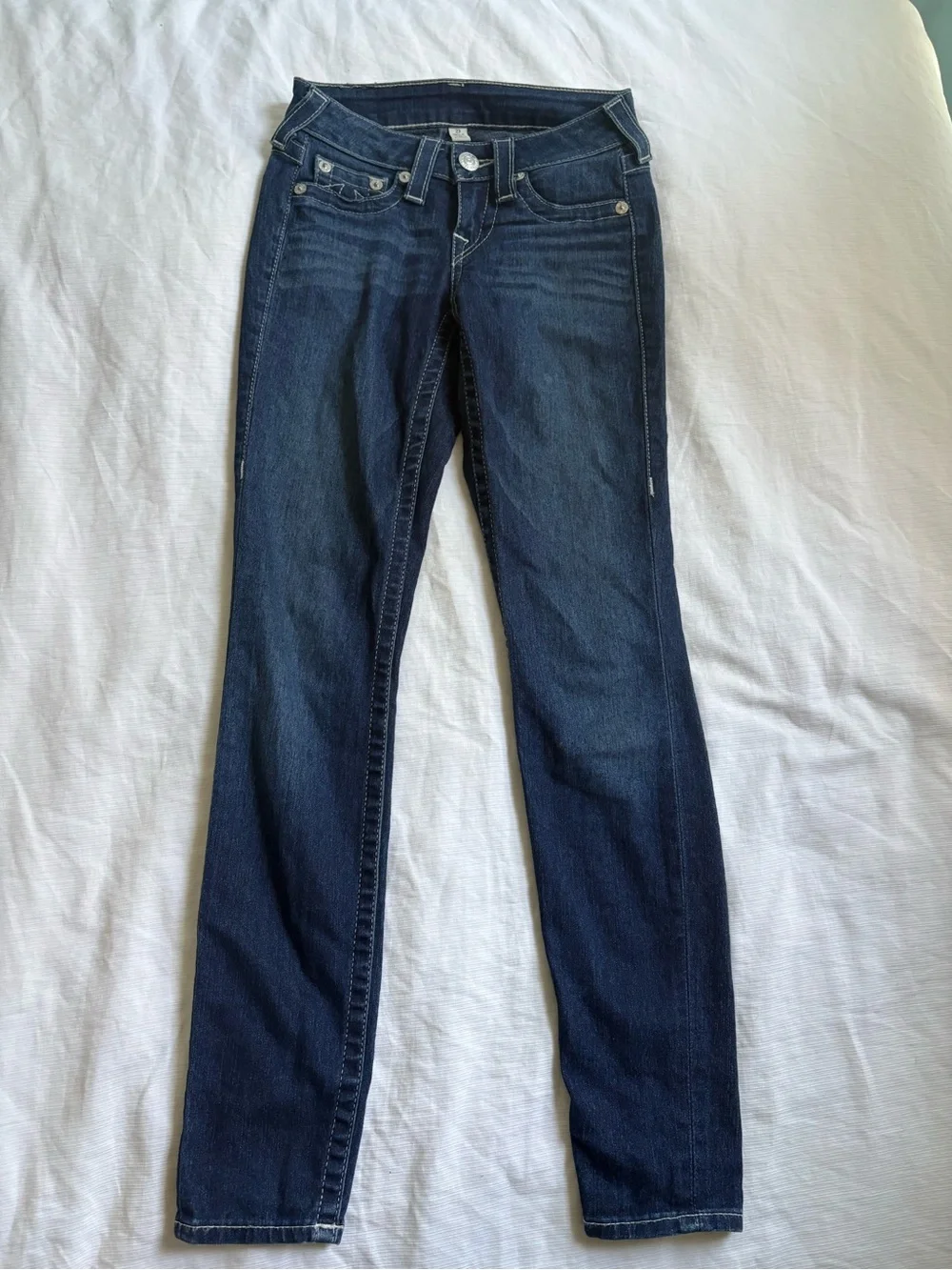 True Religion Low Rise Y2K Women's Slim Jeans in Dark Blue Denim - Picture 2 of 3